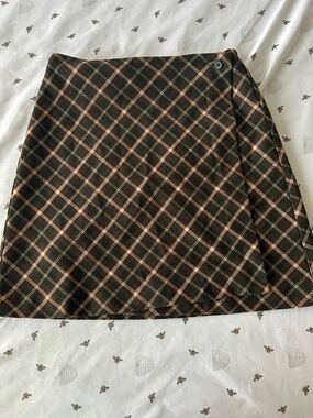 Brandy Melville Plaid Wrap Mini Skirt in Dark Brown and Beige